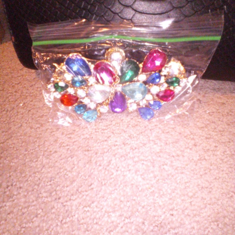 Necklace - Picture 3 of 4